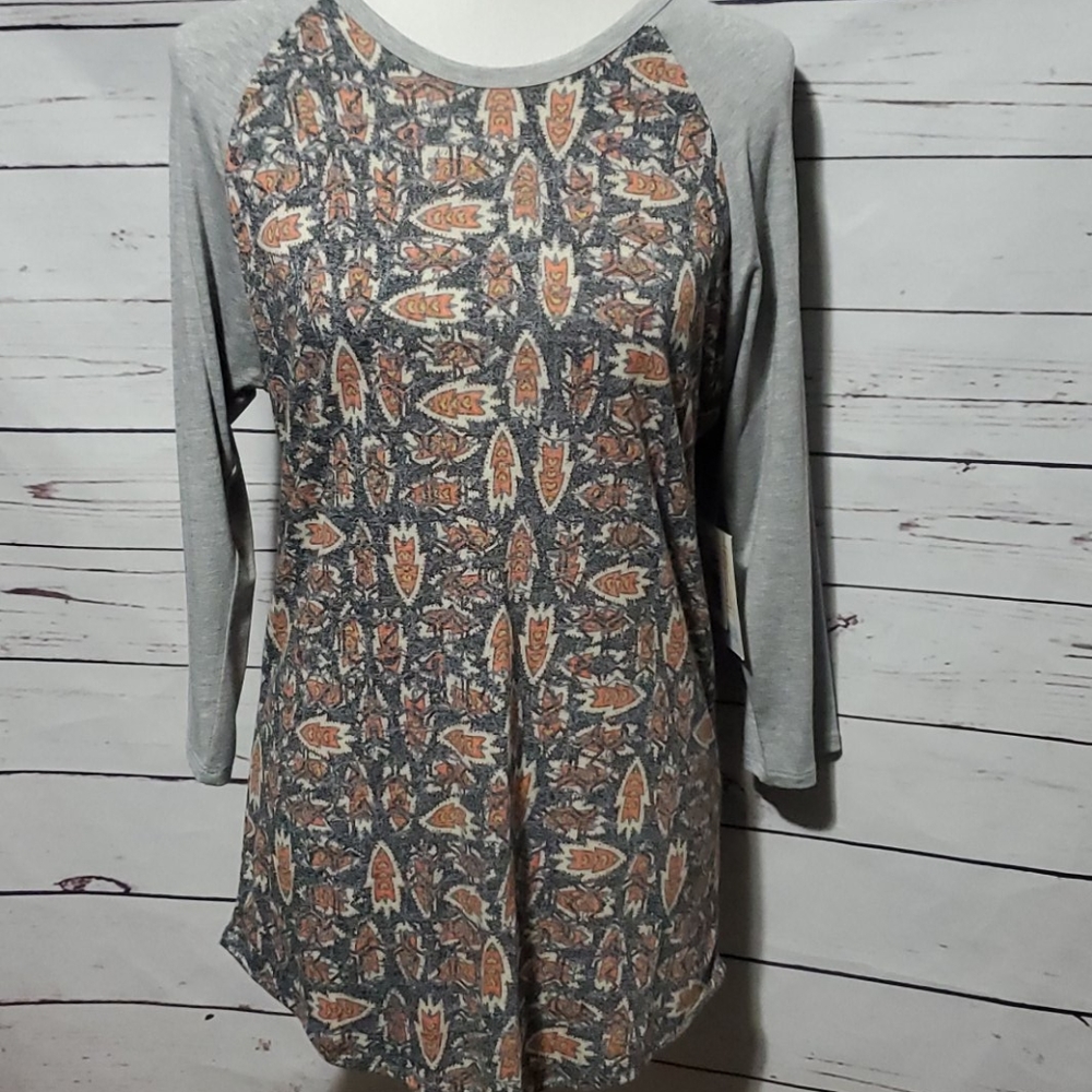 NWT LuLaRoe Randy Baseball T Shirt